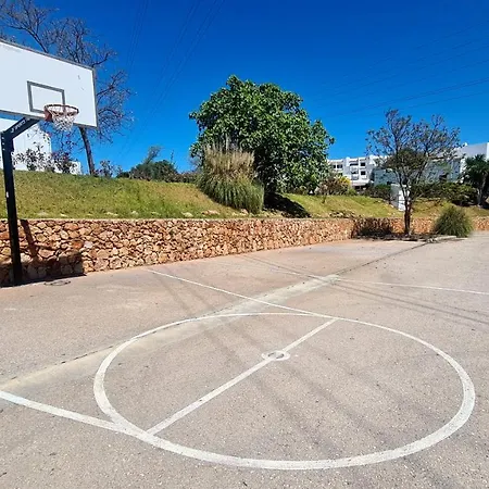 アパート And Blue View *